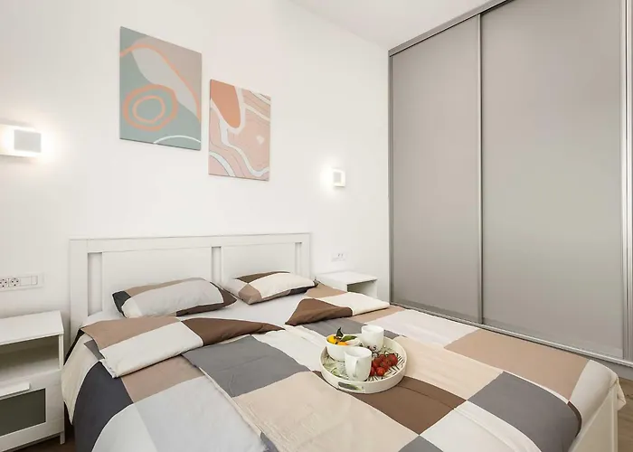 Lana Luxe Apartment Pula